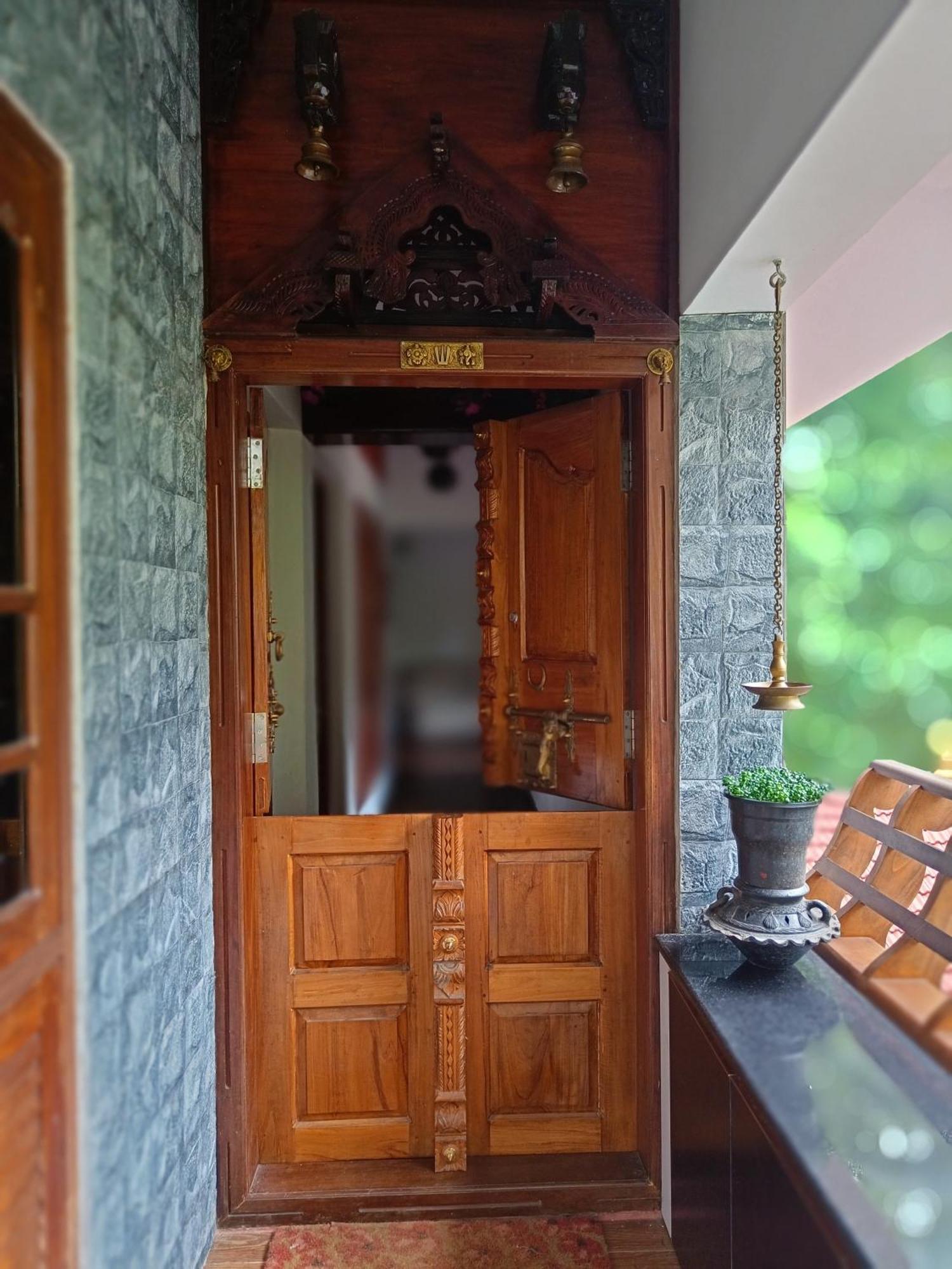 Anandam Stays - Premium 3Bhk Plush Homestay, Vaikom Near Kumarakom Екстер'єр фото